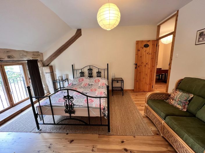 Image No.6-9 Bed House for sale