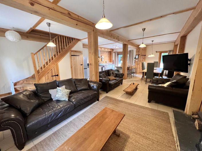 Image No.7-9 Bed House for sale