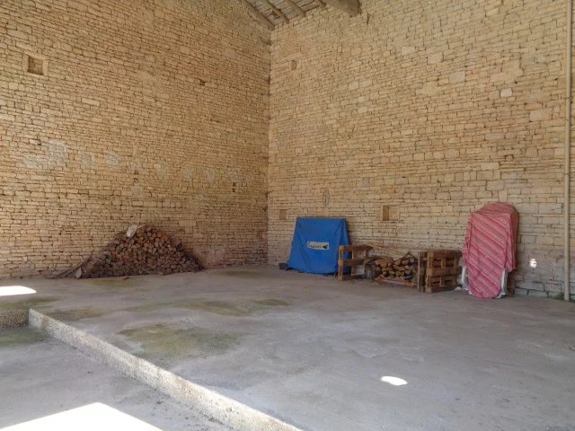 Image No.12-1 Bed Property for sale