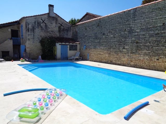 Image No.2-1 Bed Property for sale