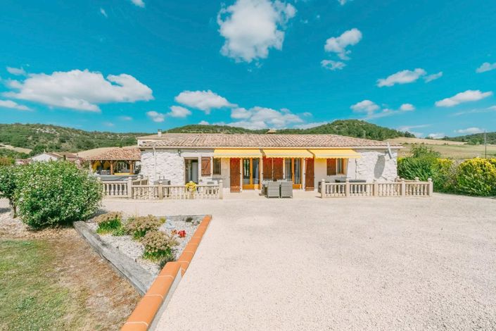 Image No.11-8 Bed House for sale