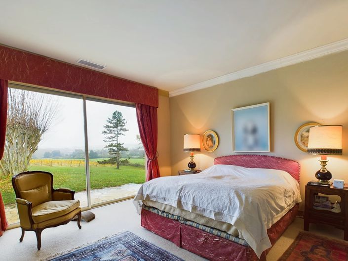 Image No.10-6 Bed House for sale