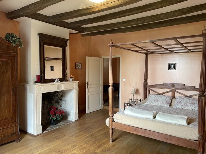 Image No.14-6 Bed Village House for sale