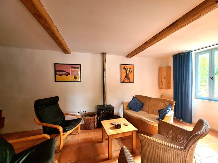 Image No.8-5 Bed House for sale