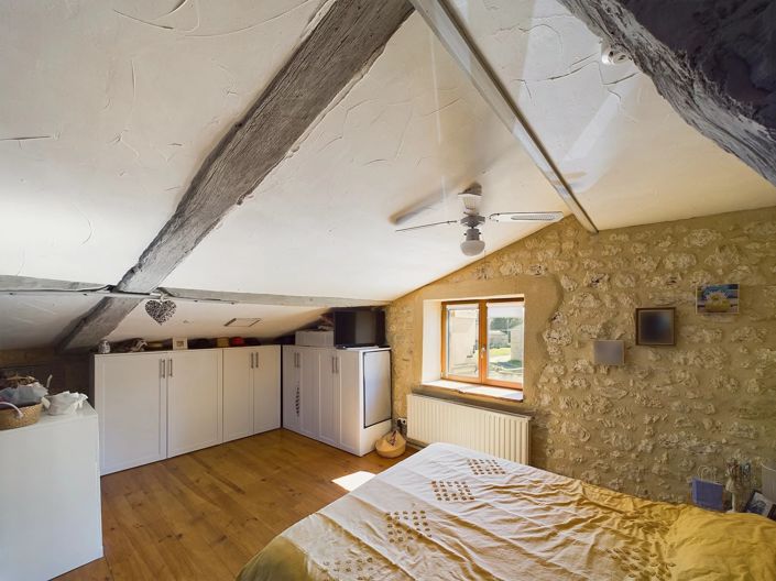 Image No.5-11 Bed House for sale