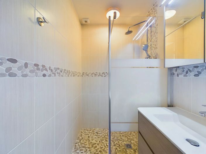 Image No.11-8 Bed House for sale