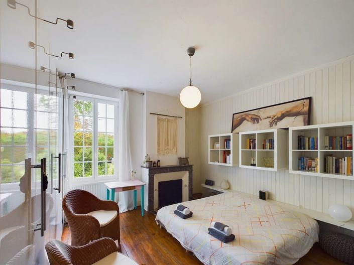 Image No.8-9 Bed House for sale