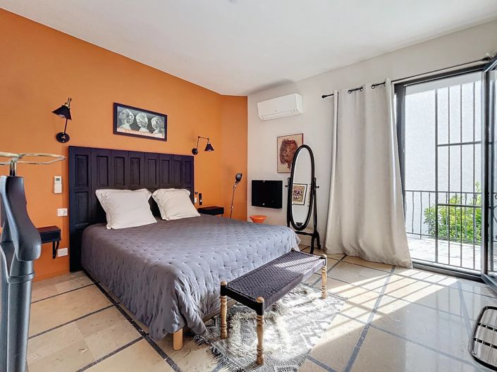 Image No.10-7 Bed House for sale