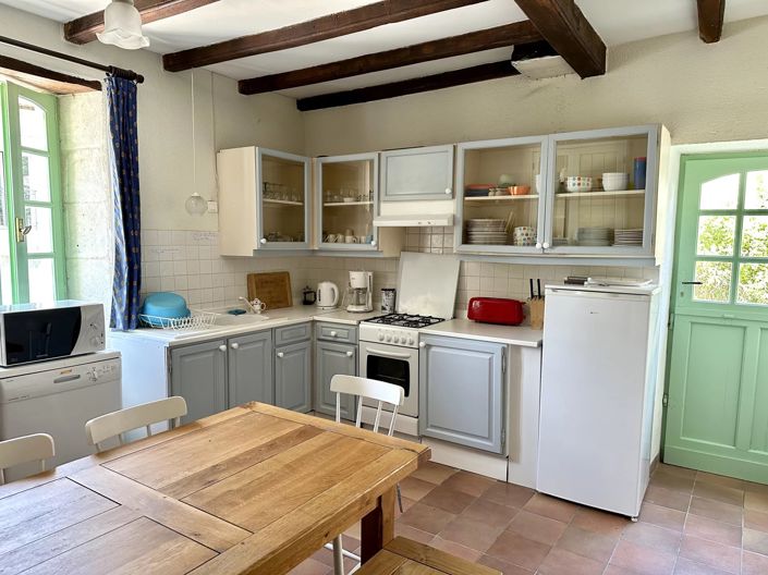 Image No.3-6 Bed House for sale