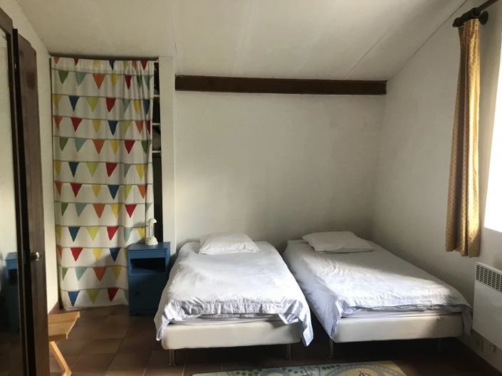 Image No.5-6 Bed House for sale