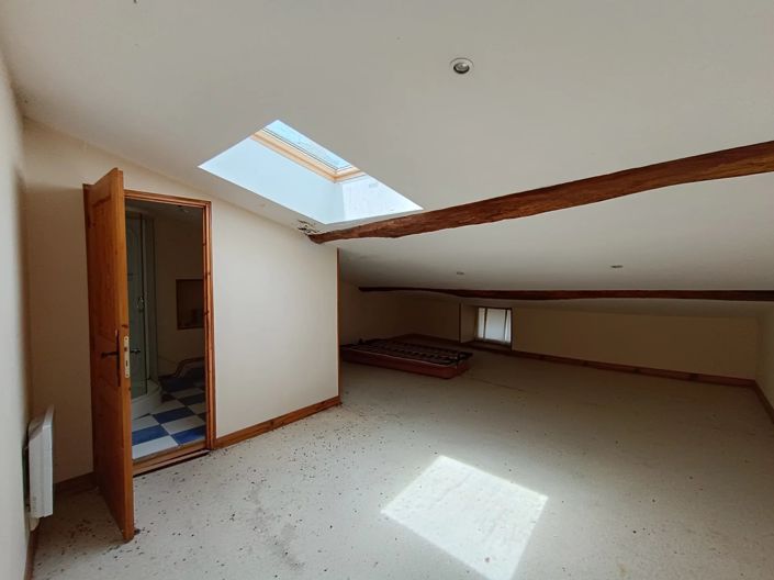 Image No.9-3 Bed House for sale