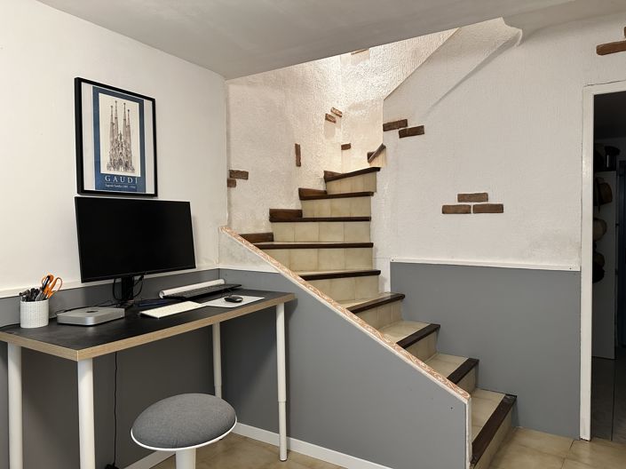 Image No.8-3 Bed House for sale