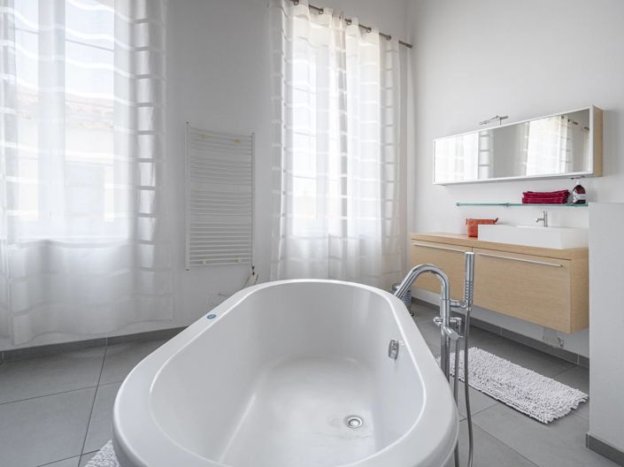 Image No.15-4 Bed Village House for sale