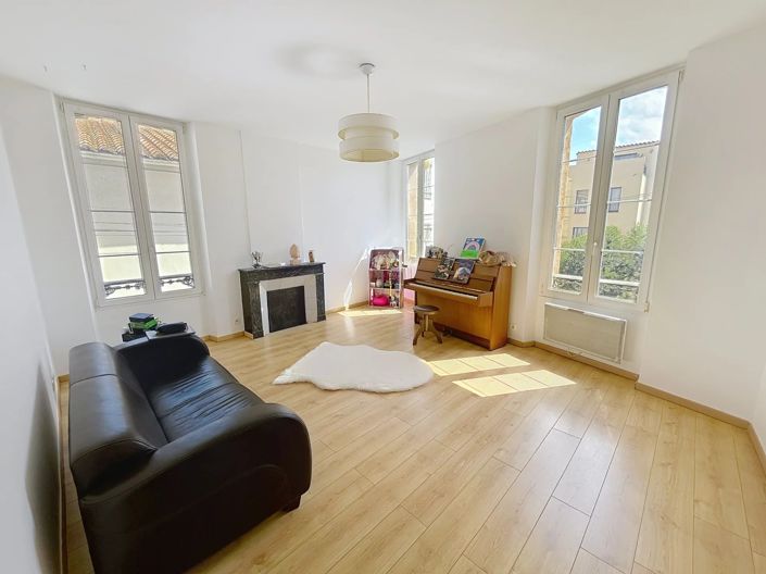 Image No.12-4 Bed Village House for sale