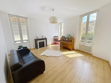 607ff021de4654bbb8944270e55d8237fe98b9b61b192