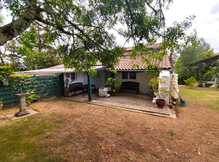 Image No.2-3 Bed House for sale