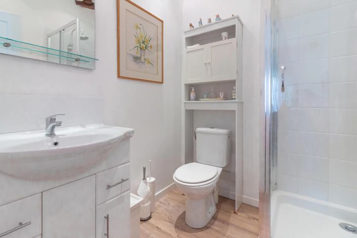 Image No.15-3 Bed House for sale