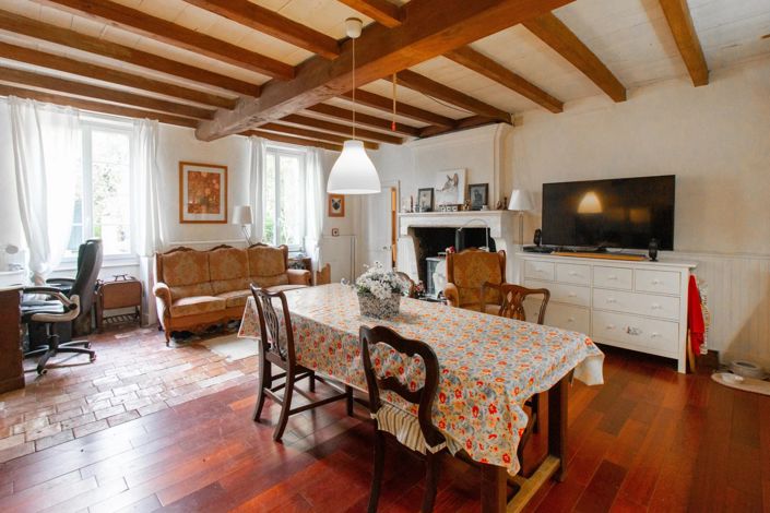 Image No.8-3 Bed House for sale