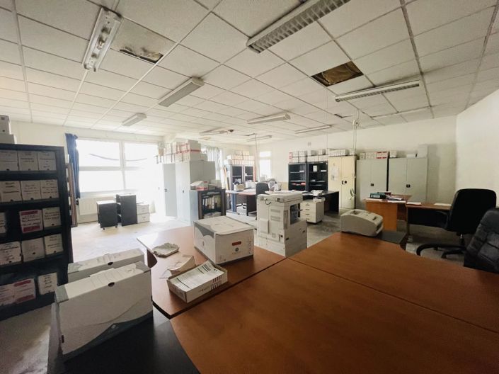 Image No.2-5 Bed Commercial for sale