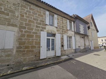 b71bc91d92e242408beb65a56d1c6cbba3b3d870b3400