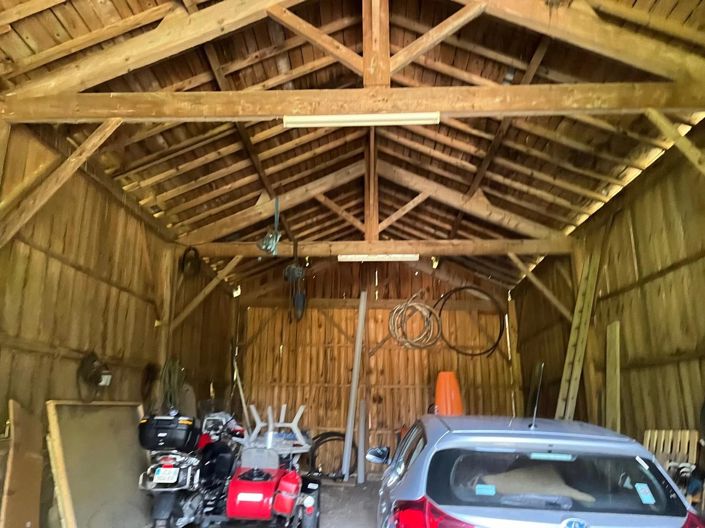 Image No.5-8 Bed House for sale