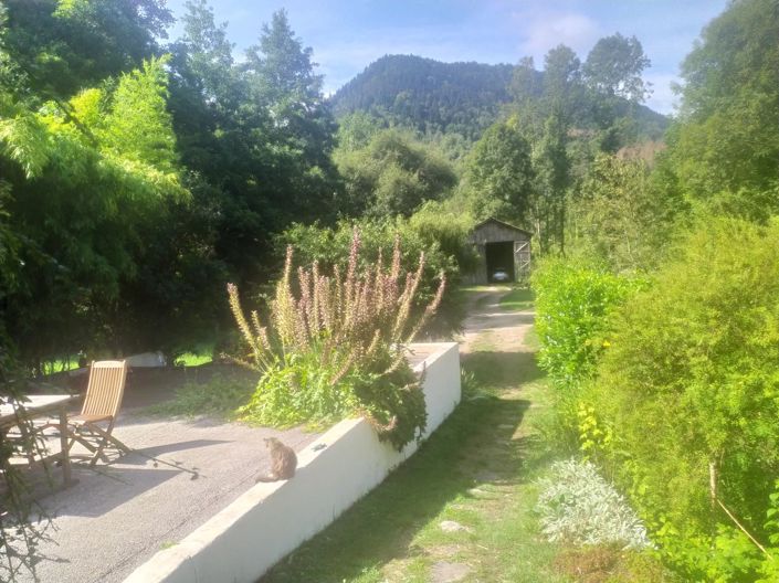 Image No.9-8 Bed House for sale