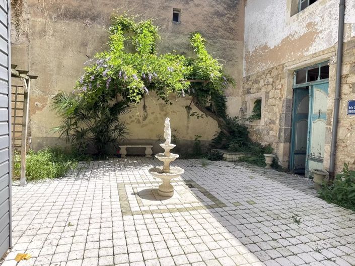 Image No.1-7 Bed House for sale