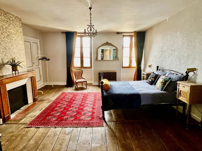 Image No.14-4 Bed House for sale