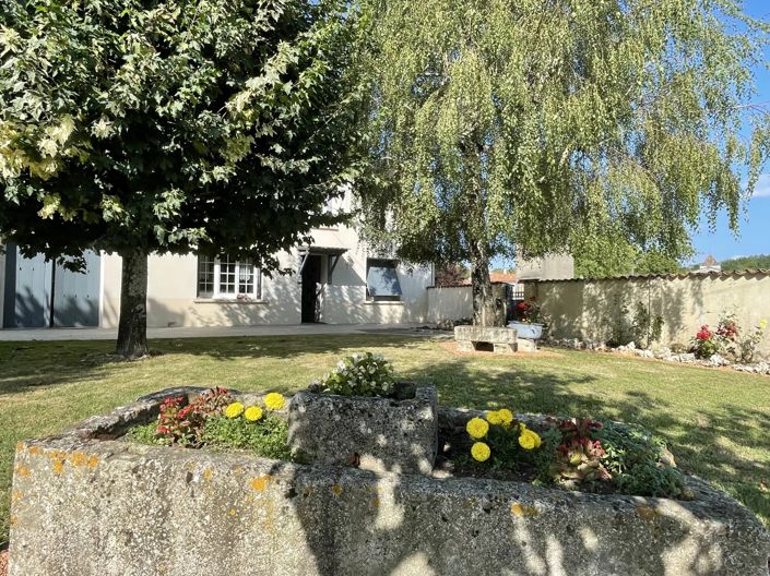 Image No.14-4 Bed House for sale