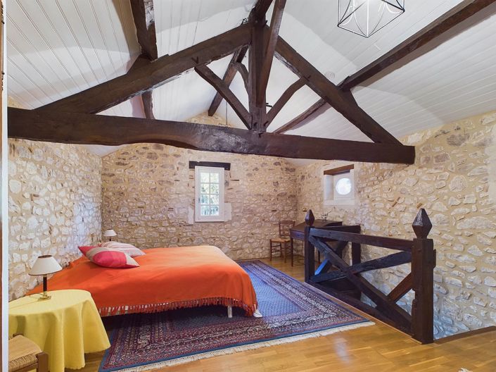 Image No.13-6 Bed House for sale