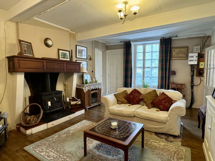 Image No.2-3 Bed Village House for sale