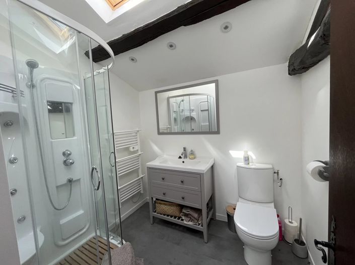 Image No.9-4 Bed Farmhouse for sale