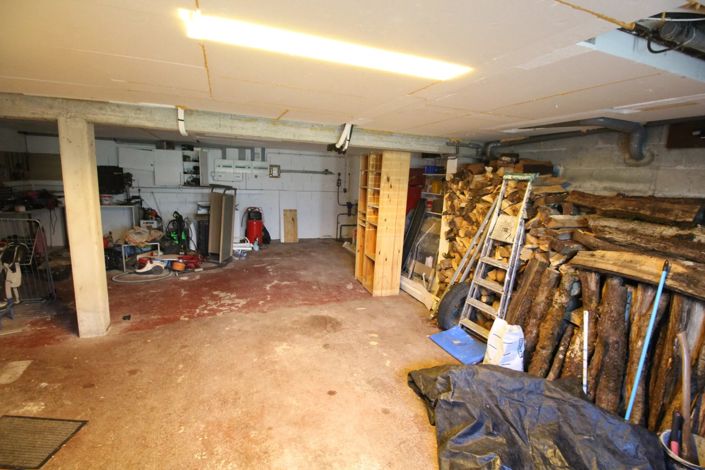 Image No.10-4 Bed House for sale