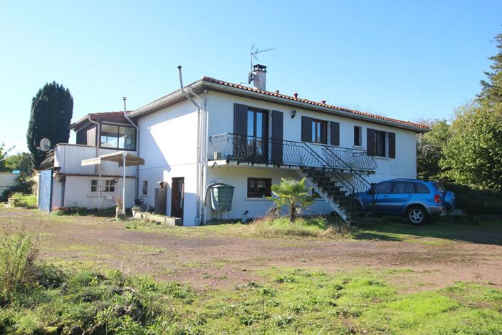 Image No.15-4 Bed House for sale