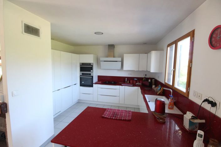 Image No.4-4 Bed House for sale