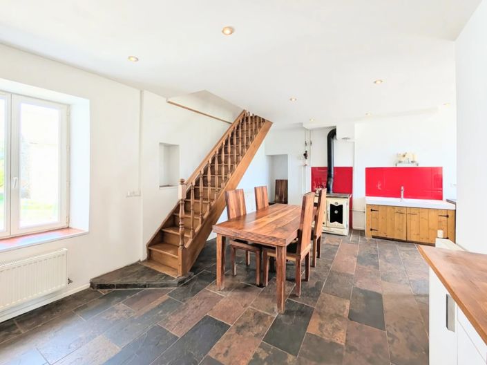 Image No.11-4 Bed House for sale