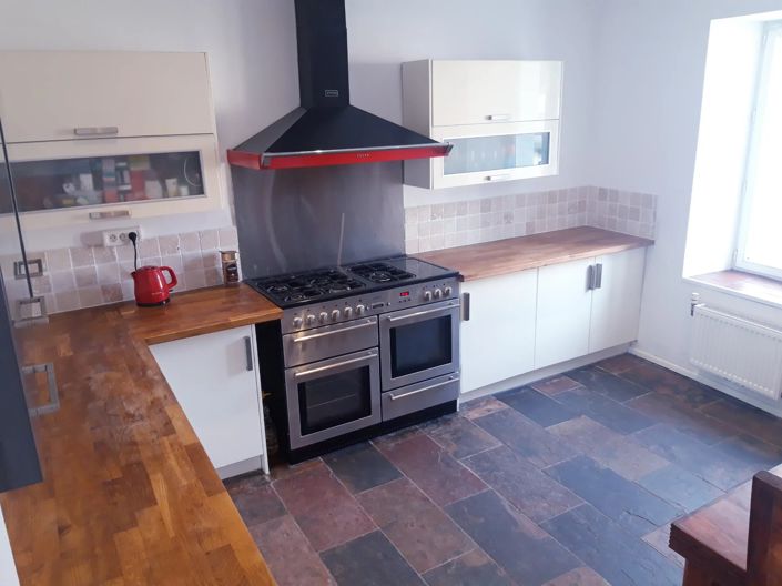 Image No.9-4 Bed House for sale