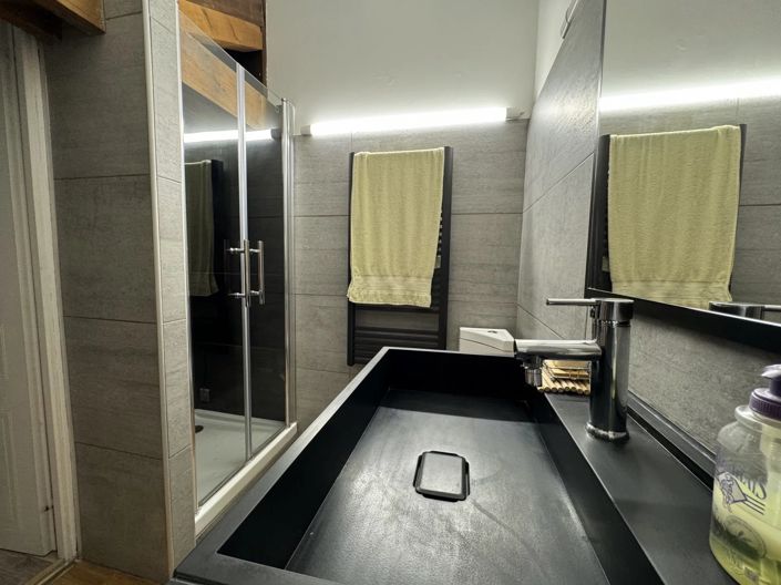 Image No.8-1 Bed Property for sale