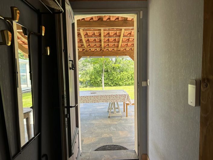 Image No.8-3 Bed House for sale