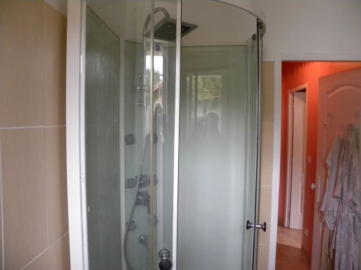 Image No.10-2 Bed House for sale