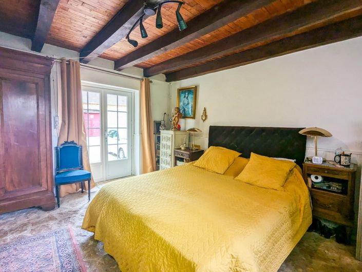 Image No.3-4 Bed House for sale