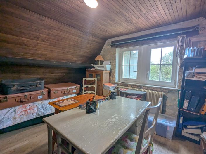 Image No.9-4 Bed House for sale