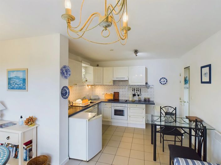 Image No.15-5 Bed House for sale