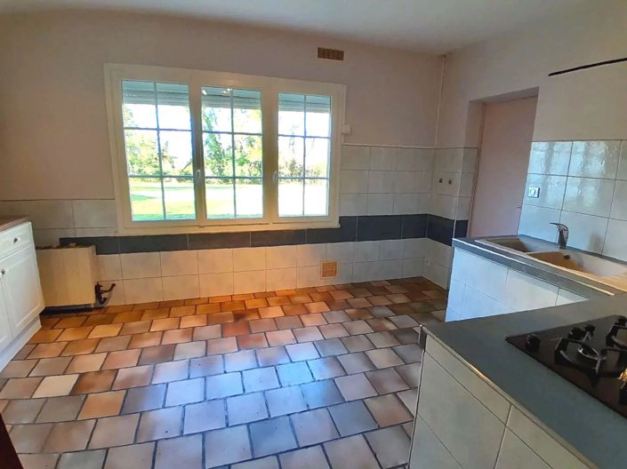 Image No.7-3 Bed House for sale