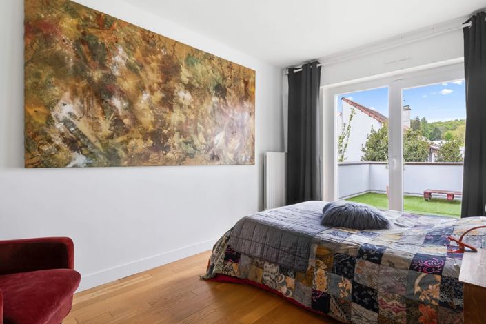 Image No.7-4 Bed House for sale