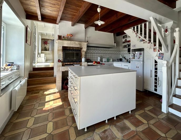 Image No.4-3 Bed House for sale