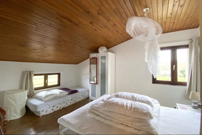 Image No.11-4 Bed House for sale