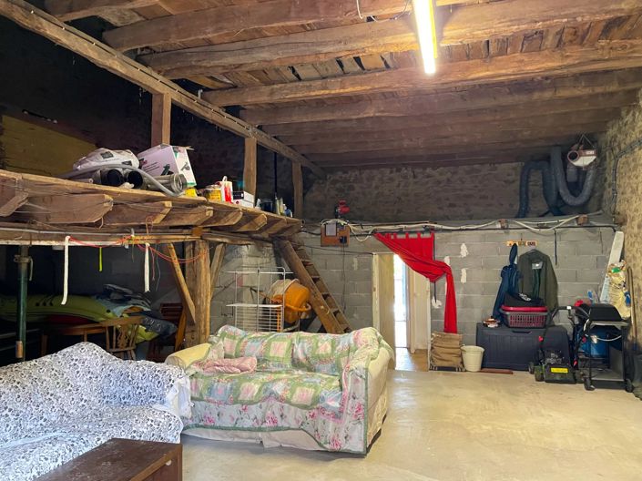 Image No.12-4 Bed House for sale