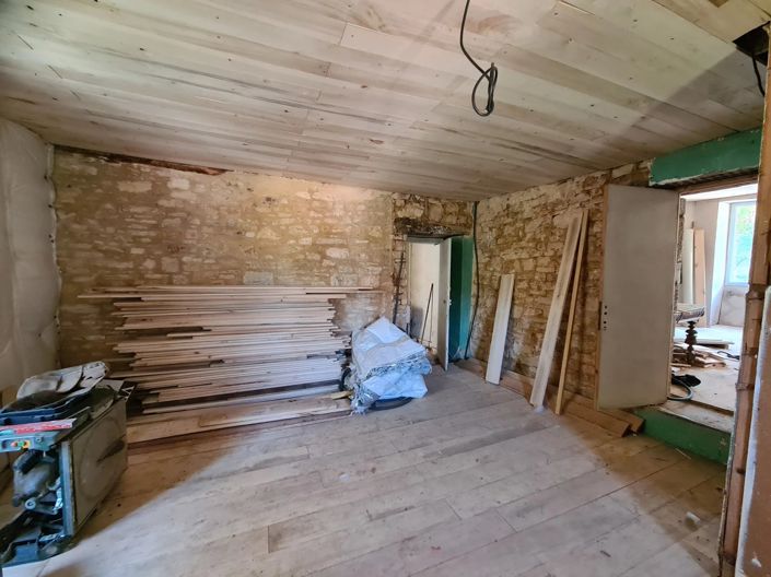 Image No.7-2 Bed Village House for sale