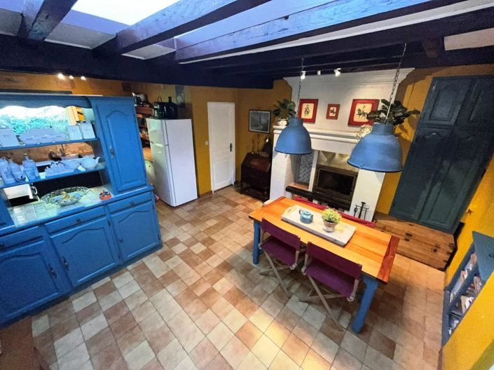 Image No.5-2 Bed House for sale